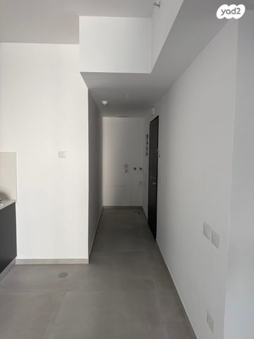 דירה, פרופ' שור 9, הצפון החדש - כיכר המדינה, תל אביב יפו