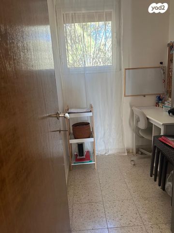 דירה, שמואל תמיר כצנלסון 7, פסגת זאב, ירושלים