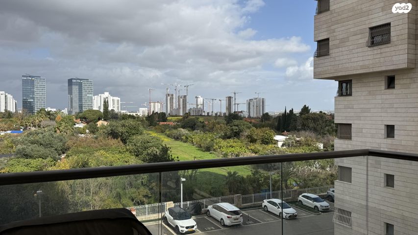 דירה, אהוד מנור 5, חתני פרס ישראל, באר יעקב