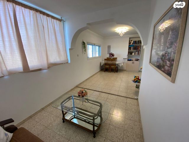 דירה, הרב צבאן 12, קרית מנחם בגין, נתיבות