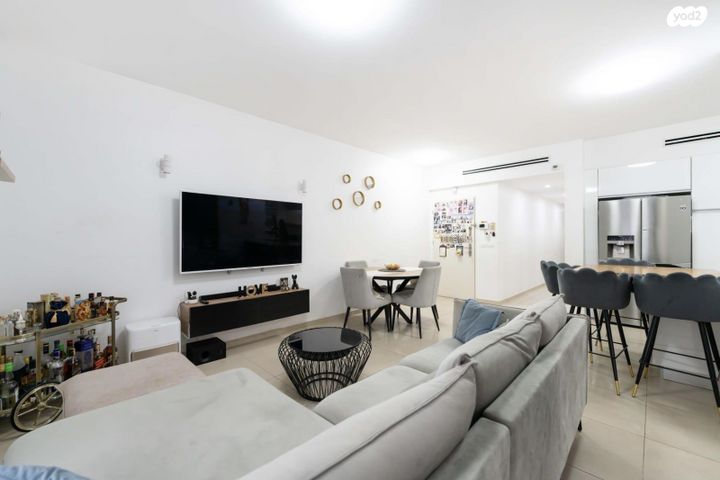 דירת גן, בן שמן 6, גני יער, לוד