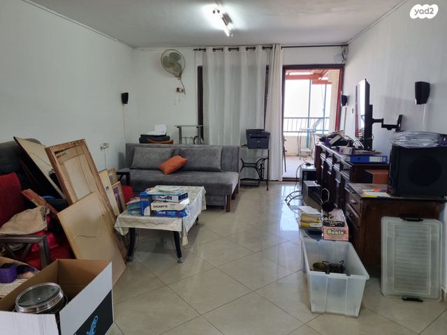 דירה, שקד 12, מורדות טבריה, טבריה