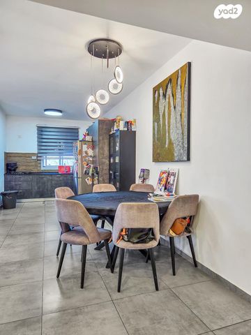 דירה, יוסף בורג 9, נווה זאב, נאות אילן, באר שבע