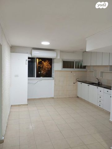 דירה, קמינסקה 16, קרית שלום, תל אביב יפו