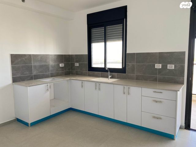 דירה, יהושוע אזולאי 1, נווה שרון / שער העיר, נתיבות