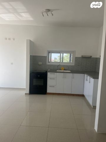 דירה, הפסגה 36, רובע ב', אריאל