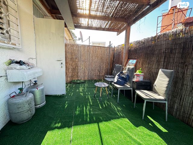 דו משפחתי, טשרניחובסקי 44, למפרט, כפר סבא