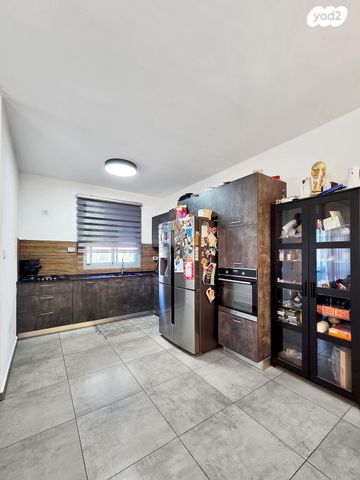 דירה, יוסף בורג 9, נווה זאב, נאות אילן, באר שבע