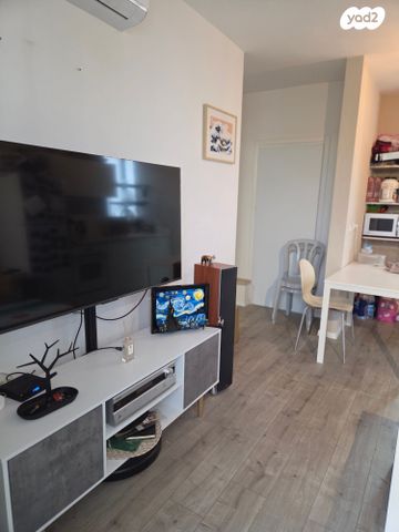 יחידת דיור, ארזי הלבנון 19, עין הים, חדרה