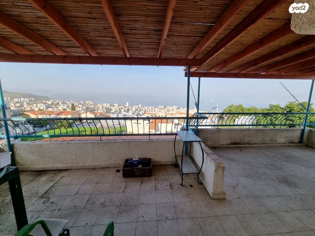 דירה, שקד 12, מורדות טבריה, טבריה