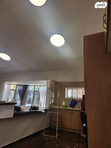 בית פרטי/ קוטג', השלום 9, שבענה, אזור