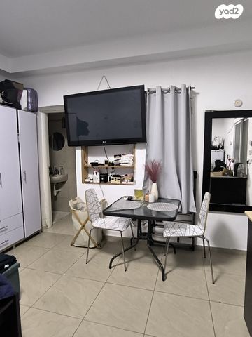 יחידת דיור, ארלוזורוב 59, שעריים, רחובות