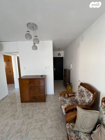 דירה, שדרות בן גוריון 37, גבעת אולגה, חדרה