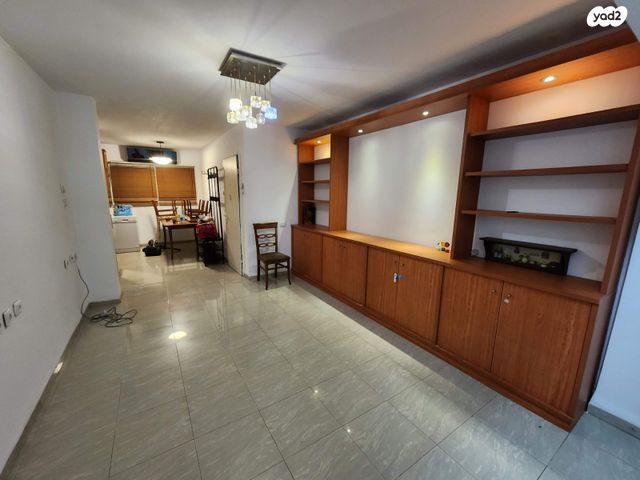 דירה, שדרות ג'יימס דה רוטשילד 73, קרית אליהו, חיפה