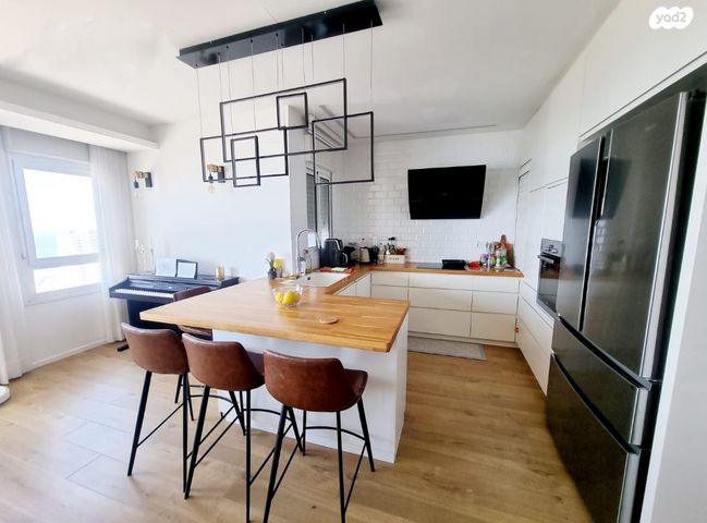 דירה, מור 8, כבאביר, חיפה