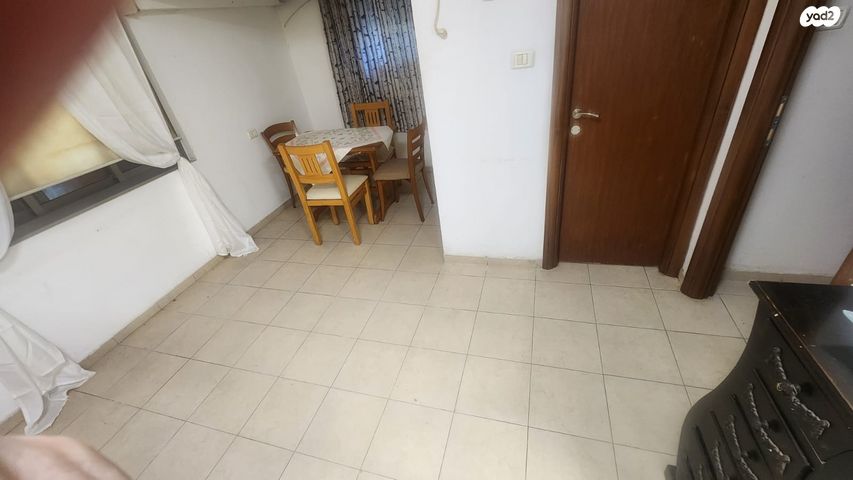 ארלוזורוב 27