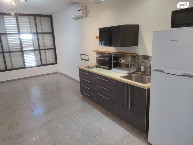 לילינבלום 6