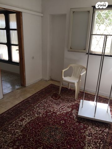 דירה, הרב עוזיאל 21, רמב"ם, חדרה