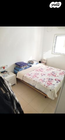 יחידת דיור, הגר"א 8, רמב"ם, ראש העין