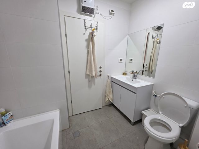 דירה, שדרות נשיאי ישראל 1, שער הגיא מערב, יקנעם עילית