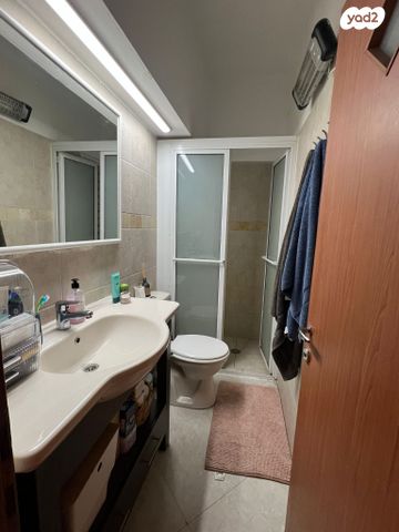 דירה, דרך אבא הלל 99, שכונת הותיקים, רמת גן