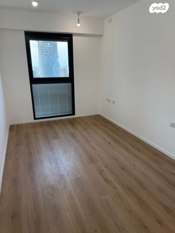 דירה, תוצרת הארץ 5, נחלת יצחק, תל אביב יפו