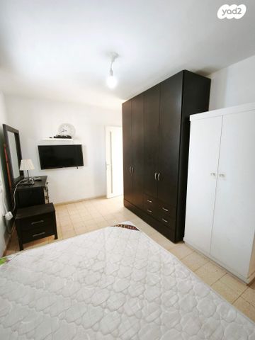 דירה, גלעינית 5, יפו ד', גבעת התמרים, תל אביב יפו