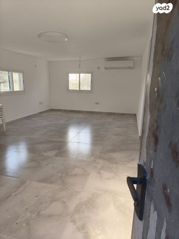 יחידת דיור, החרוב 1, צפרירים, צפרירים