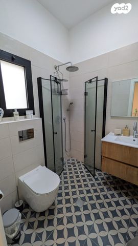 דירה, רד"ק 19, רחביה, ירושלים