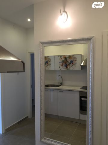 דירה, הרצל 6, שכונת יהלום, מרכז העיר ב, רמת גן