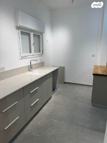 דירה, קדימה 14, כבירים, חיפה