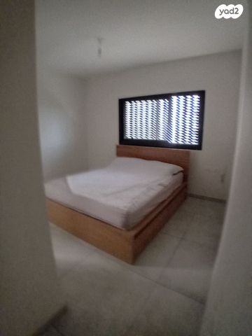 דירה, דבורה עומר 1, נאות שדה, רעננה