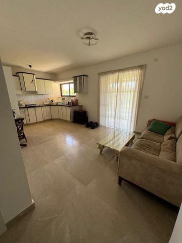 יחידת דיור, ורד 106, שאר העיר, להבים