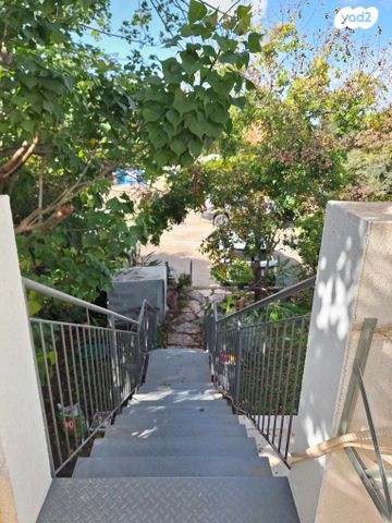 יחידת דיור, הגפן 135, בית גמליאל, בית גמליאל