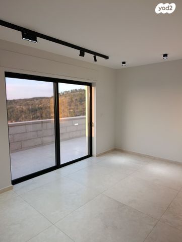 יחידת דיור, המצפה 34, אבו גוש, אבו גוש