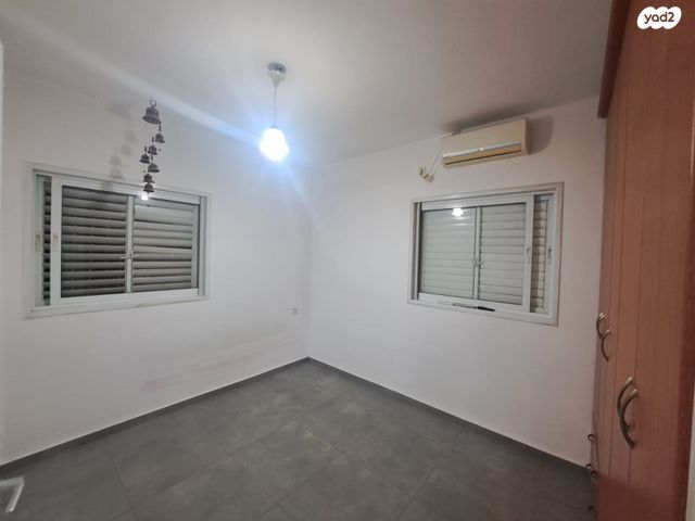 דירה, חב"ד 4, מחנה יהודה, פתח תקווה