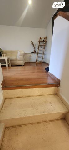 יחידת דיור, עינת 1, עינת, עינת