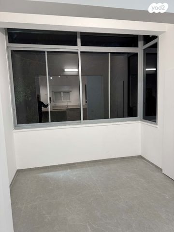 דירה, קדימה 14, כבירים, חיפה