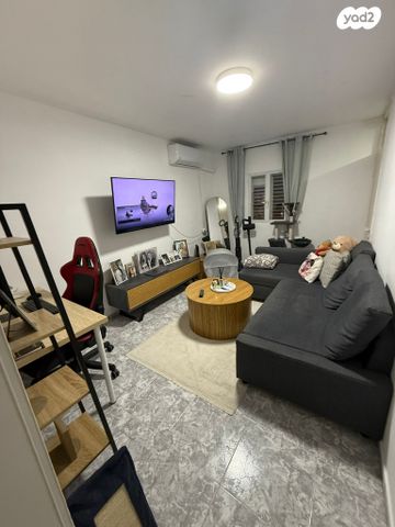 ז'בוטינסקי 15