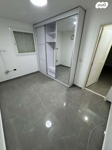 דירה, יסוד המעלה 22, שאר העיר, הוד השרון