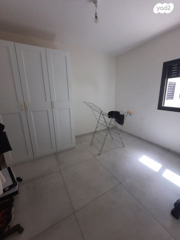 דירה, דבורה עומר 1, נאות שדה, רעננה