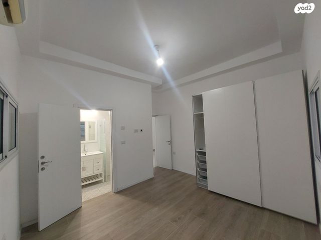 בית פרטי/ קוטג', הבריגדה 23, אבני חן, רחובות