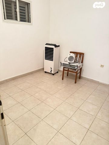 דירה, עליית הנוער 5, שיכון ב', קרית שמונה