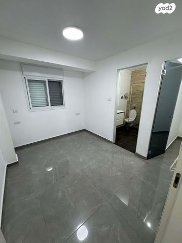 דירה, יסוד המעלה 22, שאר העיר, הוד השרון