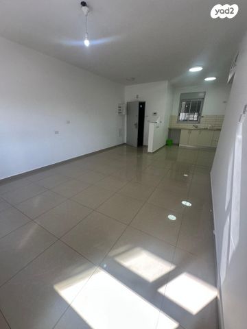 דירה, שדרות רובע יזרעאל 44, רובע יזרעאל סביוני העמק, עפולה