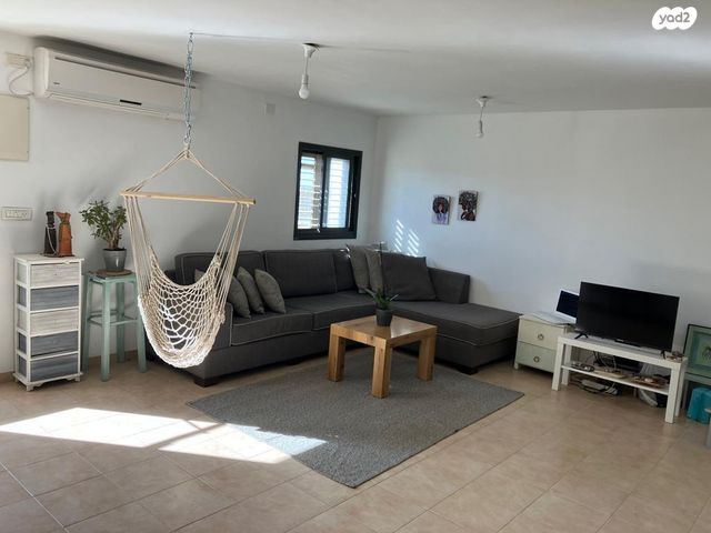 יחידת דיור, השקד 112, זכריה, זכריה