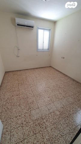 דירה, קרן היסוד 33, קרית ויצמן, רעננה