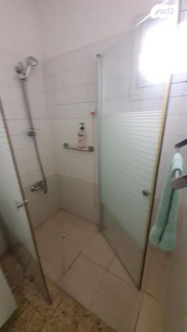 דירה, קרן היסוד 33, קרית ויצמן, רעננה