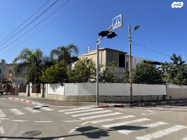 דירה, אסירי ציון 10, קרית שלום, תל אביב יפו