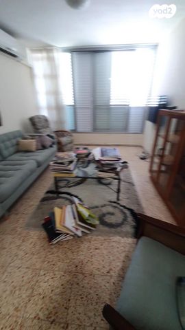 דירה, קרן היסוד 33, קרית ויצמן, רעננה